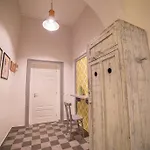 Bed & Breakfast The Foria House By House In Napoli