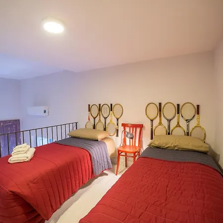 Bed & Breakfast The Foria House By House In *