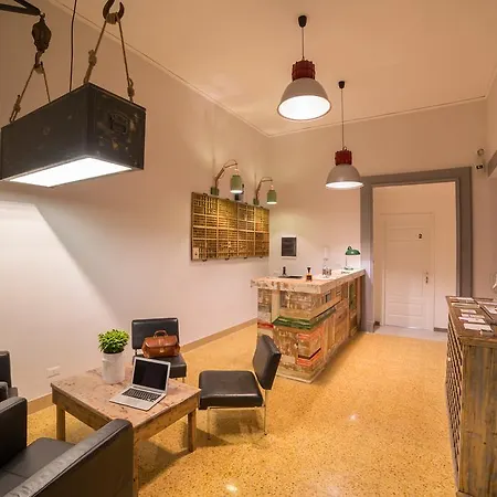 فندق مبيت وإفطار The Foria House By House In نابولي