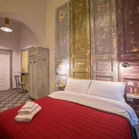 The Foria House By House In فندق مبيت وإفطار نابولي
