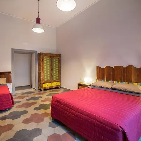 The Foria House By House In 4* نابولي
